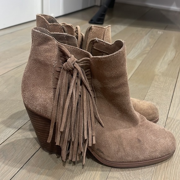 Used boot heels - Picture 3 of 4